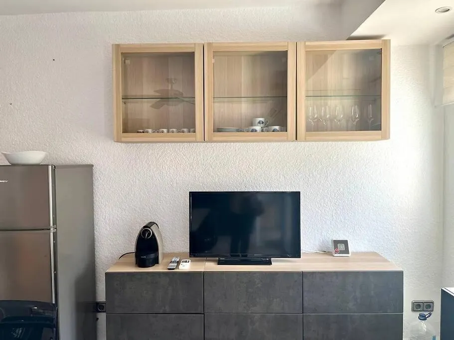 Bravaholidays-131.Nuevo, Wifi, Piscina, 3' Playa Blanes Apartment
