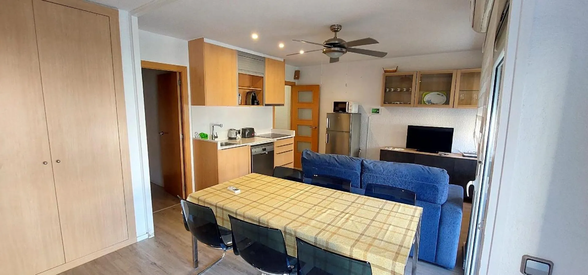 Apartment Bravaholidays-131.Nuevo, Wifi, Piscina, 3' Playa Blanes